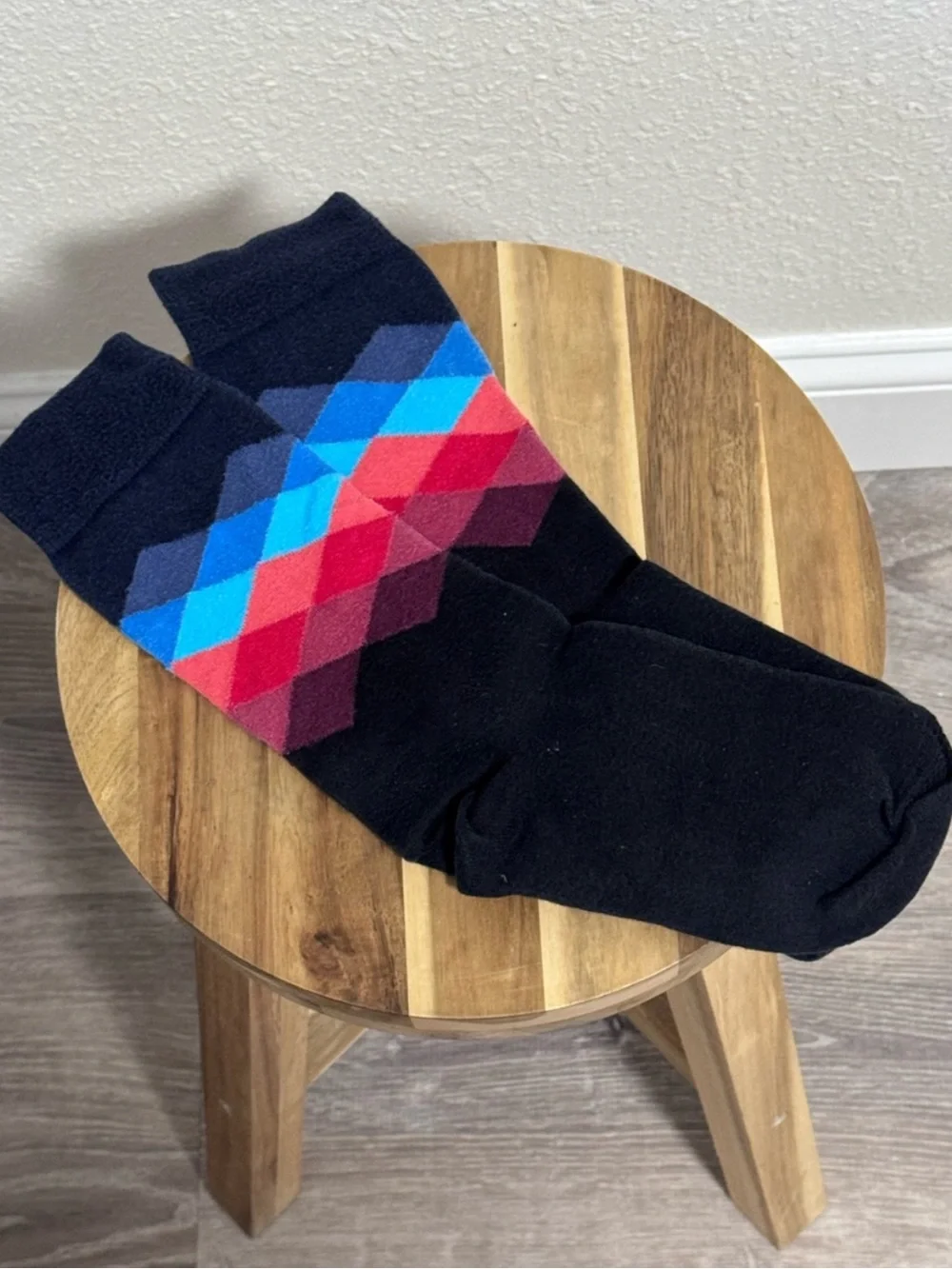 Happy Socks Unisex Colorful Argyle Crew Socks OSFM Multi-Color Blue Red Black